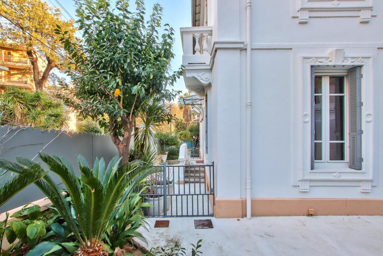 Villa Angelus Nisa Exterior foto